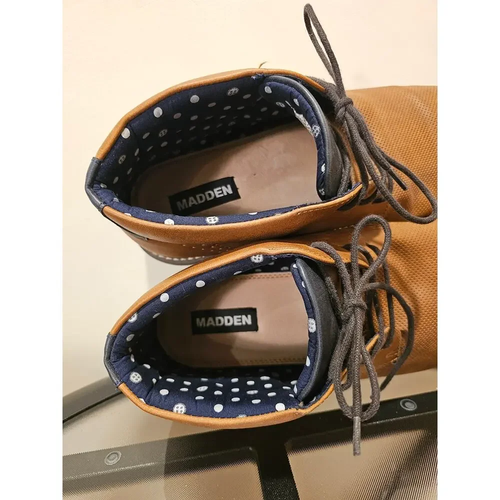 Men's Tan Perforated Chukka Boots